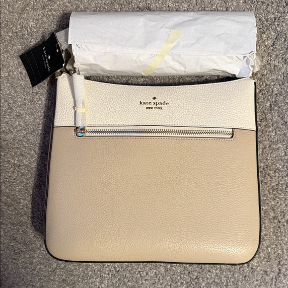 kate spade Handbags - Kate Spade Two-Tone Leather Crossbody Bag